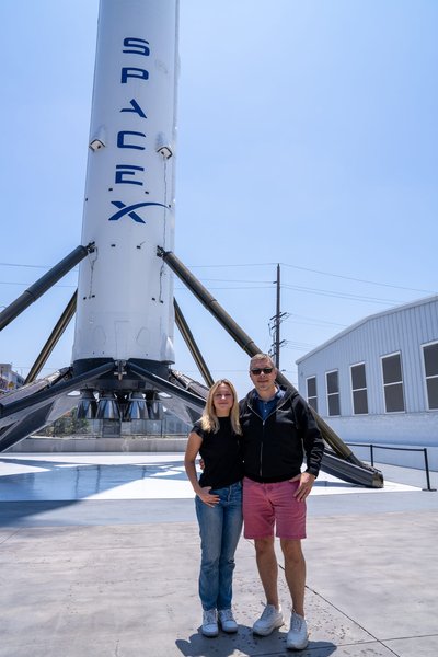 Lora Simakova, SpaceX HQ.