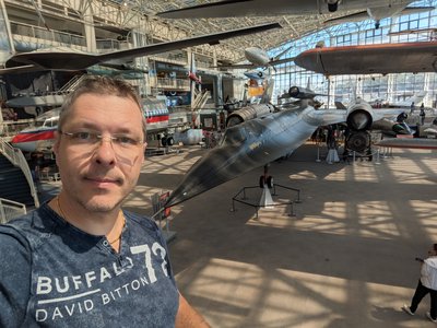 Lockheed SR-71 Blackbird.