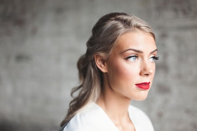 If you like the photo follow my adventures @ instagram.com/nickarnot
–
I was setting up a shot for a series of photos to be used on a website my agency was building. While I was snapping my test shots I captured this. It seemed so curious, so real. It feels raw and her stare is full of intent. The natural light brought an interesting cast into the photo that I don’t believe I could simulate any other way.