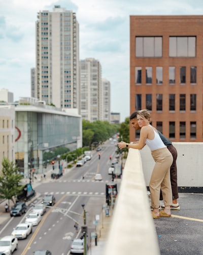Rob & Lauren during a couples shoot in Chicago, IL / Visit my website at www.laurenpelesky.com